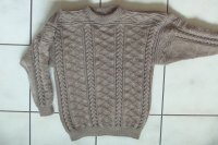 beige trui voor Annemieke